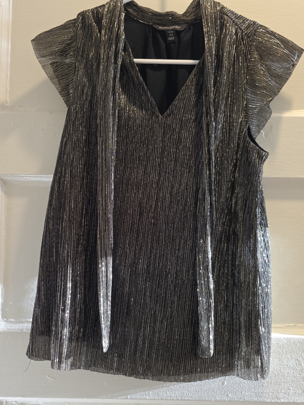 Banana Republic Silver Metallic Pleated V-Neck Top